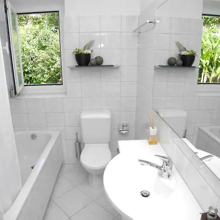 Casa Albaredo App 2309 Brione sopra Minusio